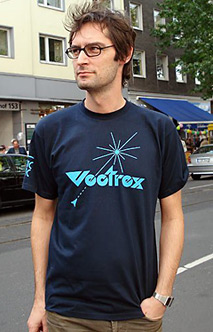 jaro with vectrex tshirt