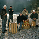 TEAM WITH APPLES (2003)